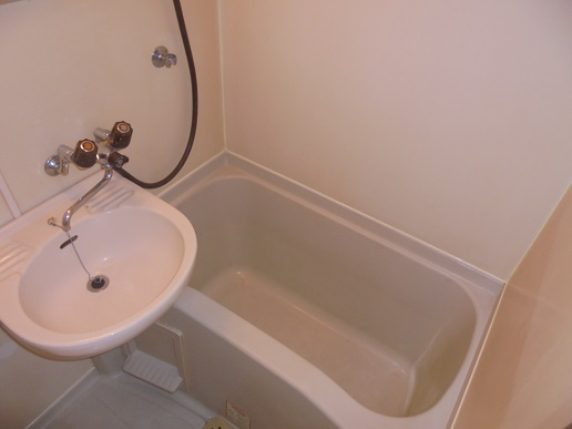 【浴室】 | カーサアイ　新富町