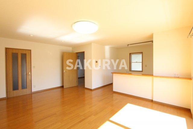 ティアコートＢＭＢ（バンバ）の居間・リビング|現況と異なる場合があります。