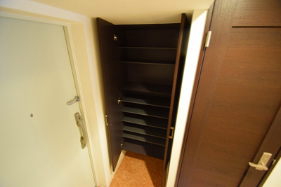 【玄関】 | Luxe布施駅前