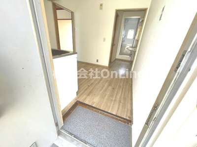 【玄関】 | 永和ハイツ | 収納もある玄関です