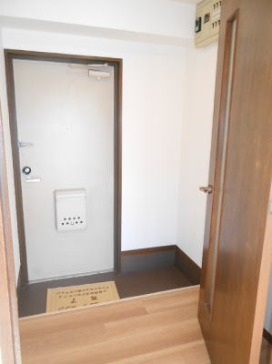 【玄関】 | サンフラット深山