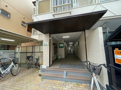 【エントランス】 | メゾン朝日八戸ノ里