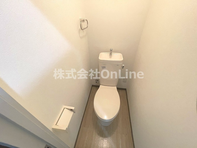 【トイレ】 | Rise | シンプルで使いやすいトイレです