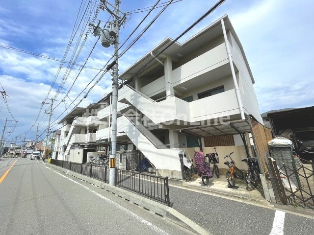 【外観】 | Rise | 落ち着いた雰囲気の外観です