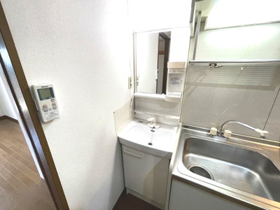 【洗面所】 | グランドール永和 | コンパクトで使いやすい洗面所