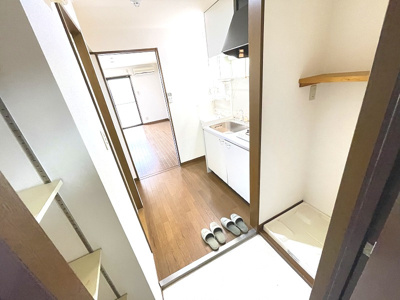 【玄関】 | グランドール永和 | きれいな玄関です