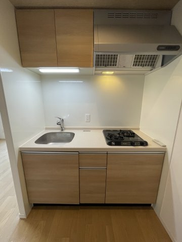 ラルーチェ北梅田のキッチン|コンパクトなキッチンで掃除もラクラク