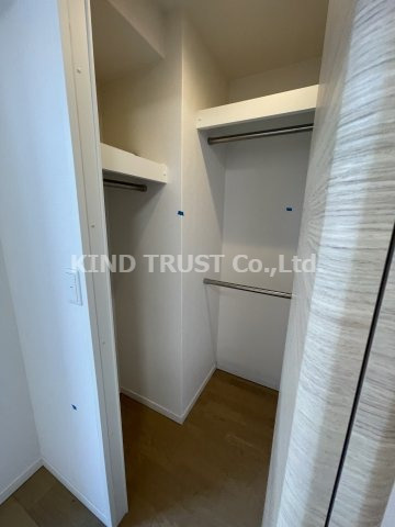 ラルーチェ北梅田の収納|大きなものも収納できそうです