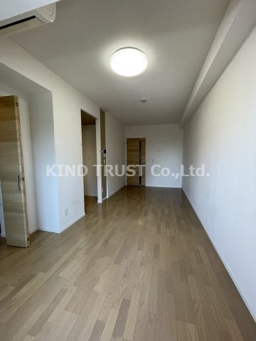 ラルーチェ北梅田の居間・リビング|居間です