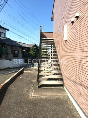 【エントランス】 | 大平Ｄｒｅａｍ　Ａ | 落ち着いたエントランスです