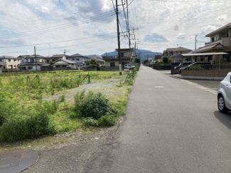 【前面道路含む現地写真】