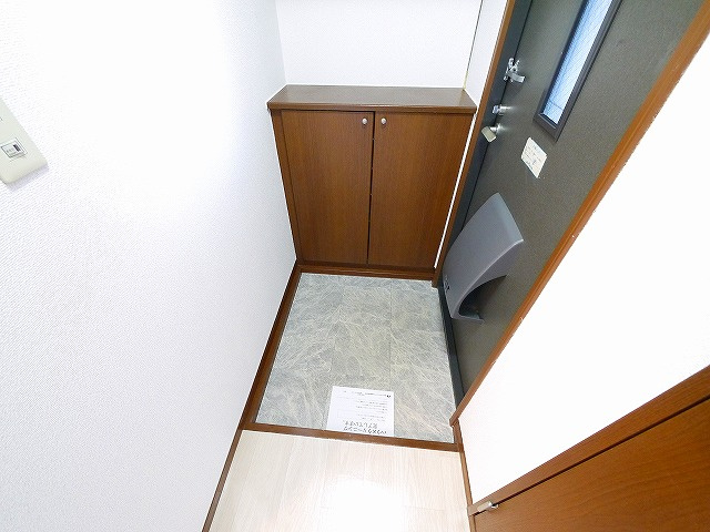 カーサ九条の玄関|毎日通る玄関はこちらです