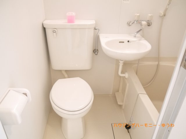 【トイレ】 | ピアニシオン・ブローニュクレスト | イメージ画像となります。実際とは異なりますので、ご注意ください！