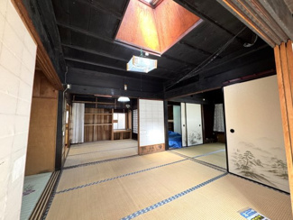 【居間・リビング】