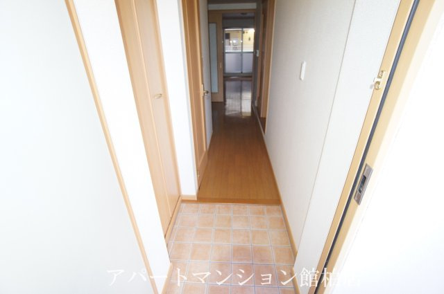 レーク　ウッドの玄関