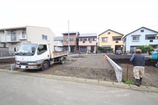 【外観】 | 宅地建物取引士による不動産のご説明・現地のご案内、住宅金融普及協会住宅ローンアドバイザーが住宅ローンのアドバイスから融資実行までのお手伝いをしっかりサポートします♪