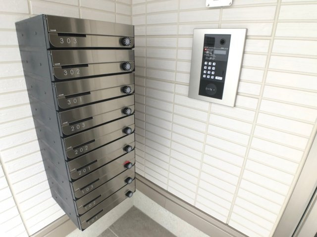 ラフィーネクローバーのエントランス