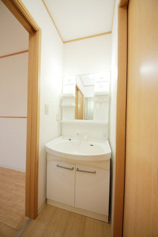 Carpa　Calaの独立洗面台
