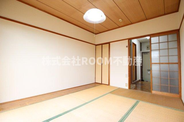 シティハイツ姫城の和室