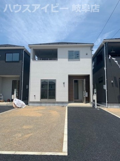 【外観】 | 岐阜市北島　新築建売全4棟　バローのすぐ隣！お買い物に便利！圧迫感のない周辺環境！お車も停めやすいです♪