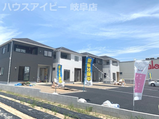【外観】 | 岐阜市北島　新築建売全4棟　バローのすぐ隣！お買い物に便利！圧迫感のない周辺環境！お車も停めやすいです♪