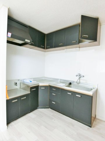 リバーサイドヒルズヤマダのキッチン