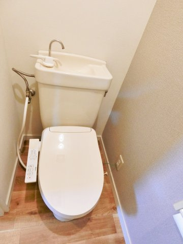 リバーサイドヒルズヤマダのトイレ