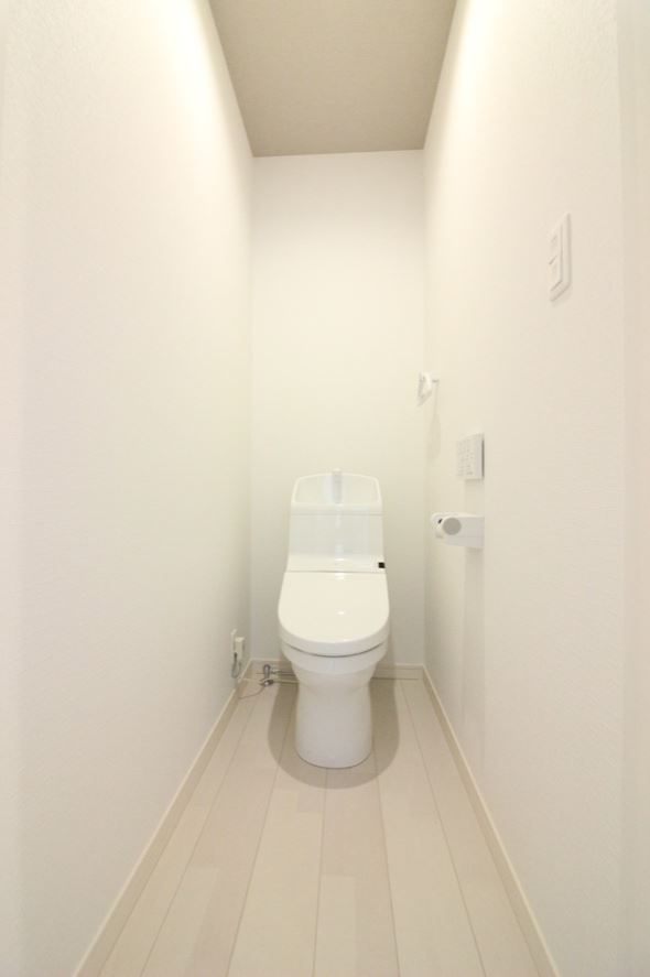 ウイングコートⅤ【キャッシュバック対象物件】のトイレ|コンパクトで使いやすいトイレです