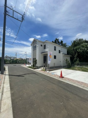 【前面道路含む現地写真】 | 日野市新町5丁目新築戸建て7棟現場1号棟