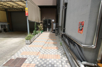 【エントランス】 | 根木ビル