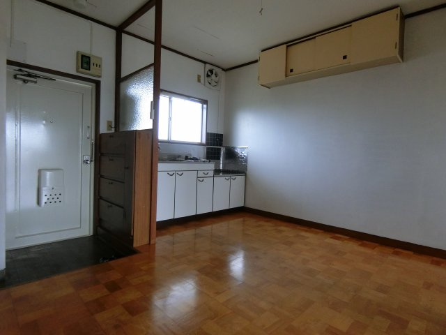 レジデンス福生の居間・リビング