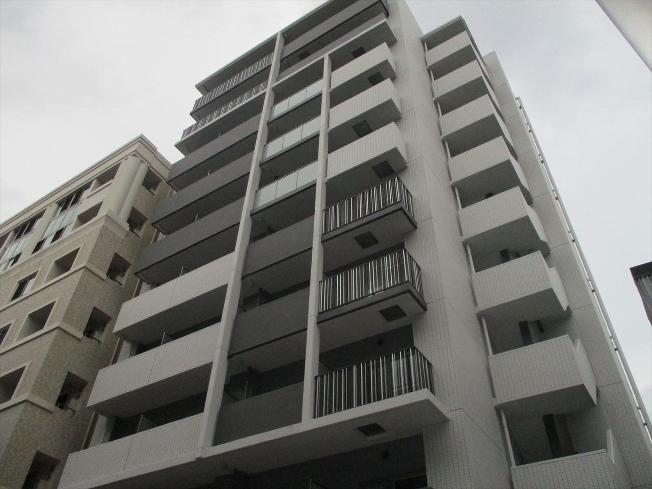 カーサニア尾頭橋