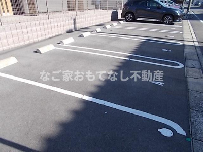 【駐車場】 | リブルーラルスリー
