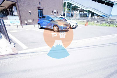 【駐車場】 | オーキッド・hill | ネット無料。駐車場