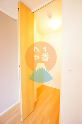 【収納】 | オーキッド・hill | ネット無料。ウォークインクローゼット