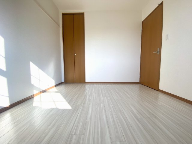 ボナールB棟の寝室