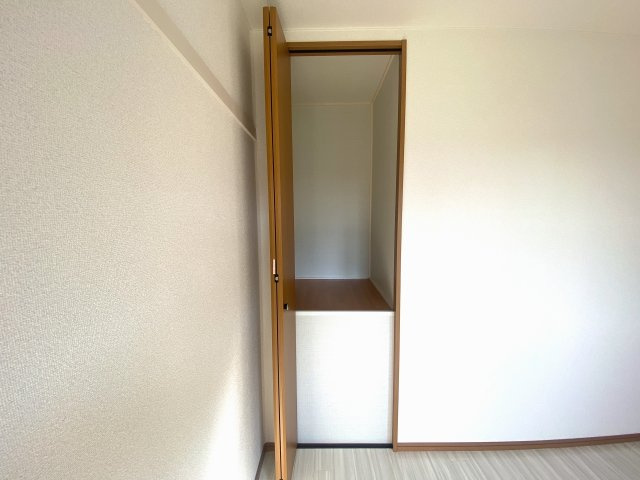 ボナールB棟の収納