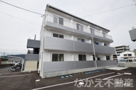 徳島市八万町内浜のアパートの画像