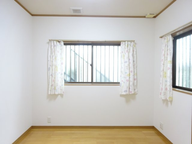 コーポ永田の洋室