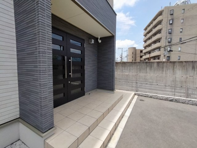 【エントランス】 | サンローレル