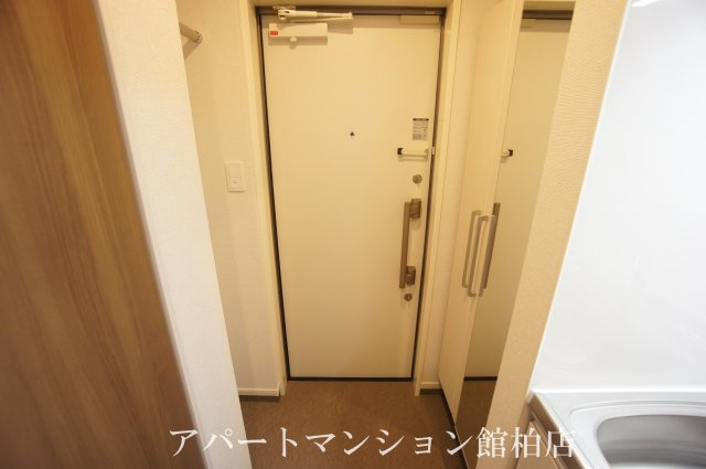 ヒルズ　ガーデンの玄関