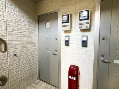 【玄関】 | ヴィラ・シャロム A棟