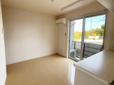 【居間・リビング】 | ヴィラ・シャロム A棟