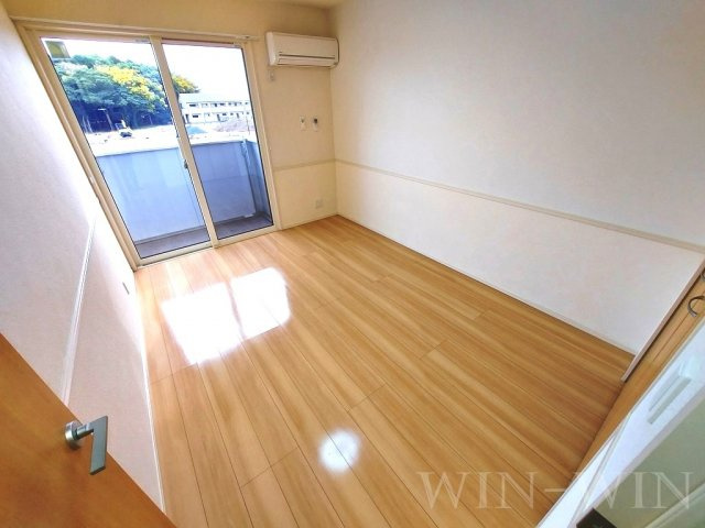 ボヌールⅡの居間・リビング