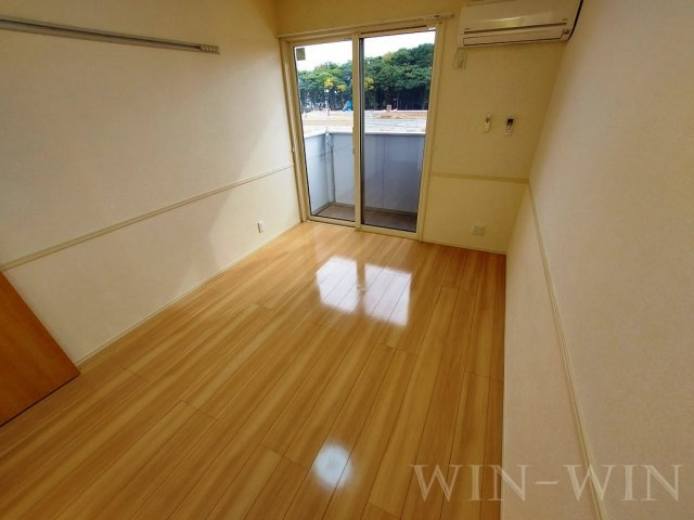 ボヌールⅡの居間・リビング