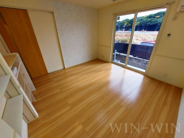 ボヌールⅡの居間・リビング