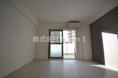 【居間・リビング】 | サムティ上町台龍造寺（旧アルカサル龍造寺） | ゆったりとした居間です