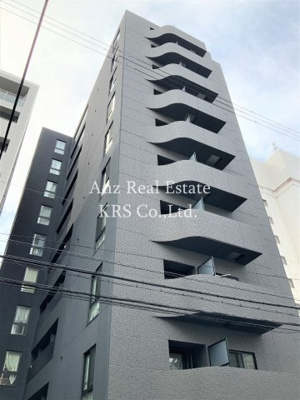 【外観】 | ザ・レジデンス心斎橋 | タイル貼りのオシャレな外観のマンションです♪