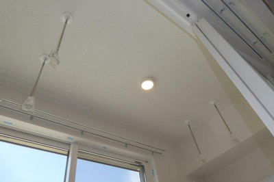 【設備】 | ニュー・エンブレムB | 室内物干し