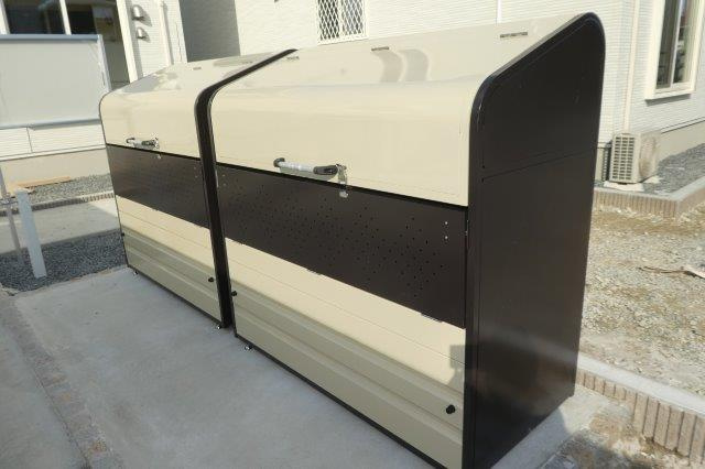 ニュー・エンブレムBのその他共用部分|敷地内ゴミＳＴ・当番なし。